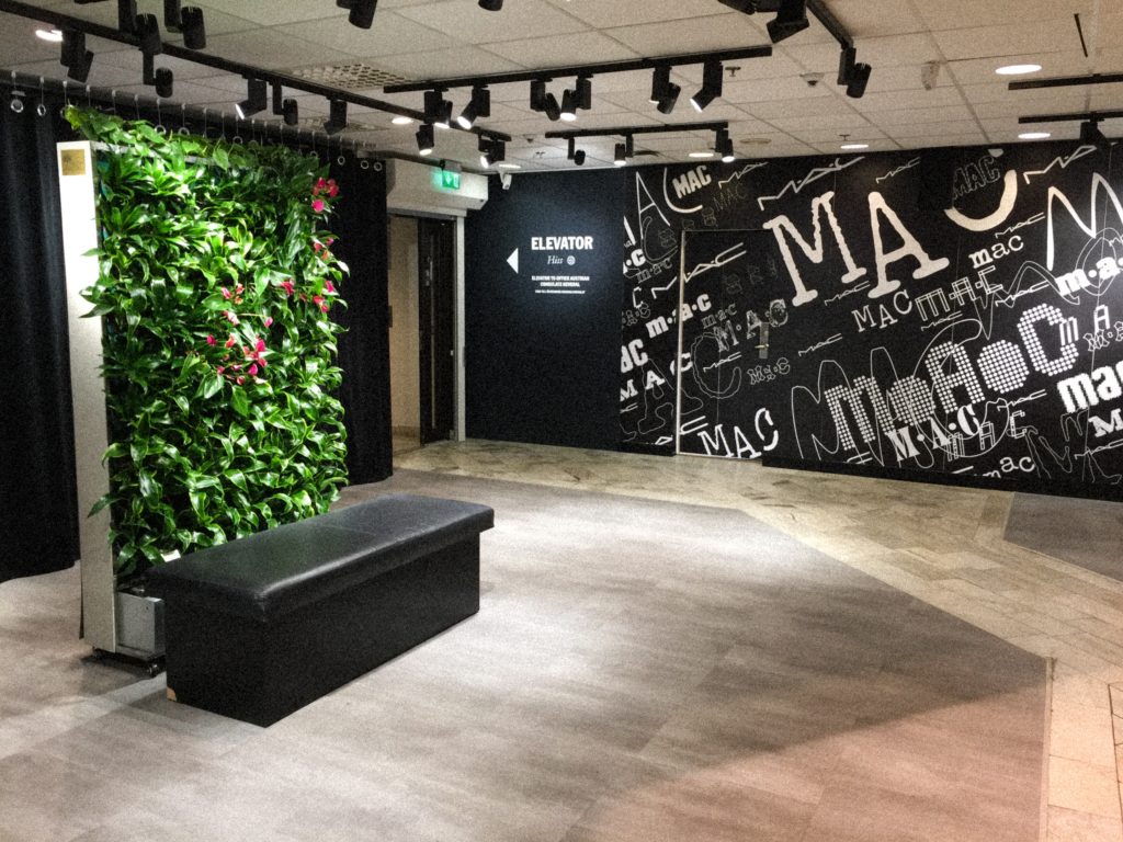 Växtinredarna växtvägg hyra service webbutik kruka